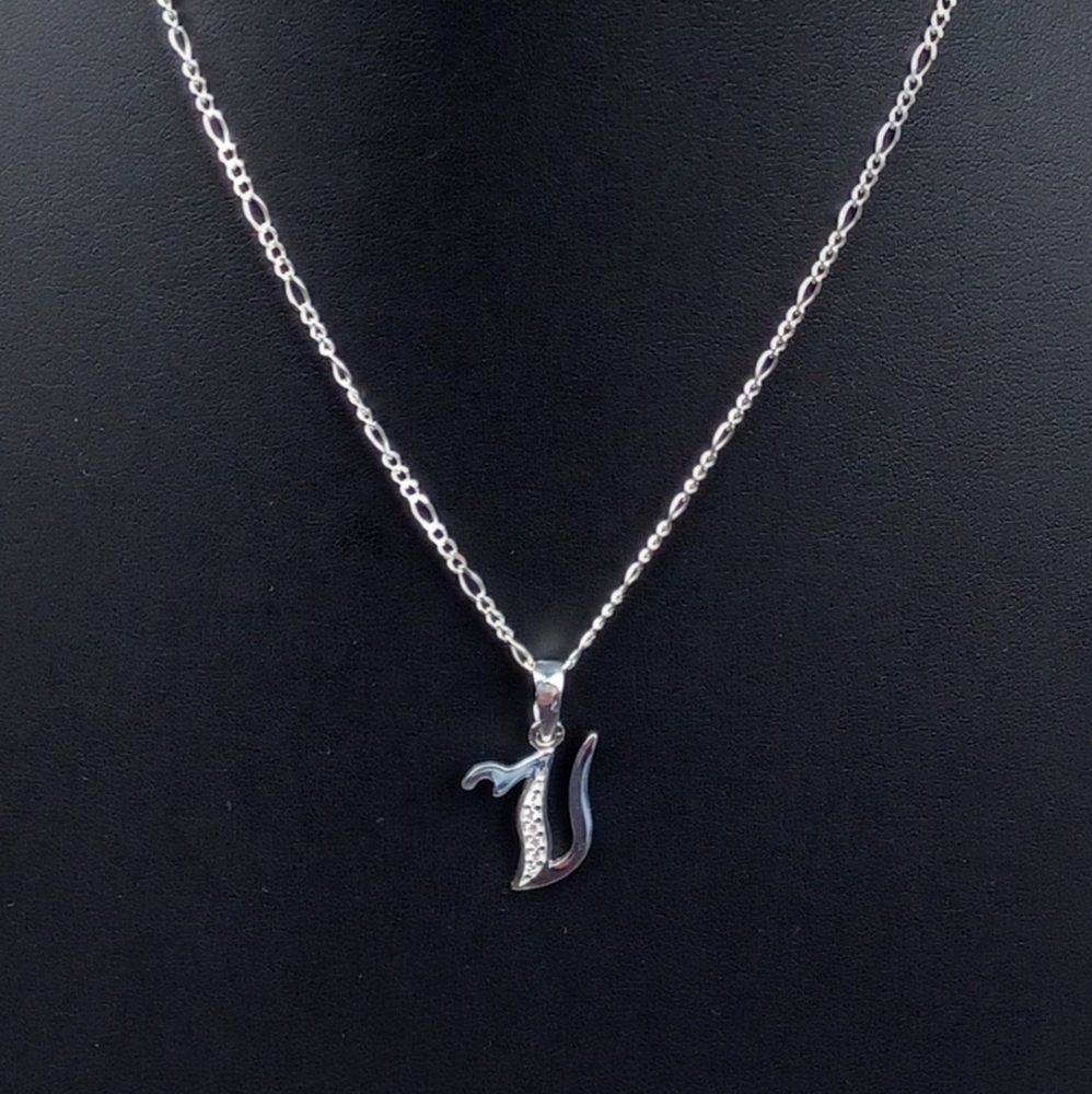 925 sterling silver alphabet letter V‎ pendant necklace